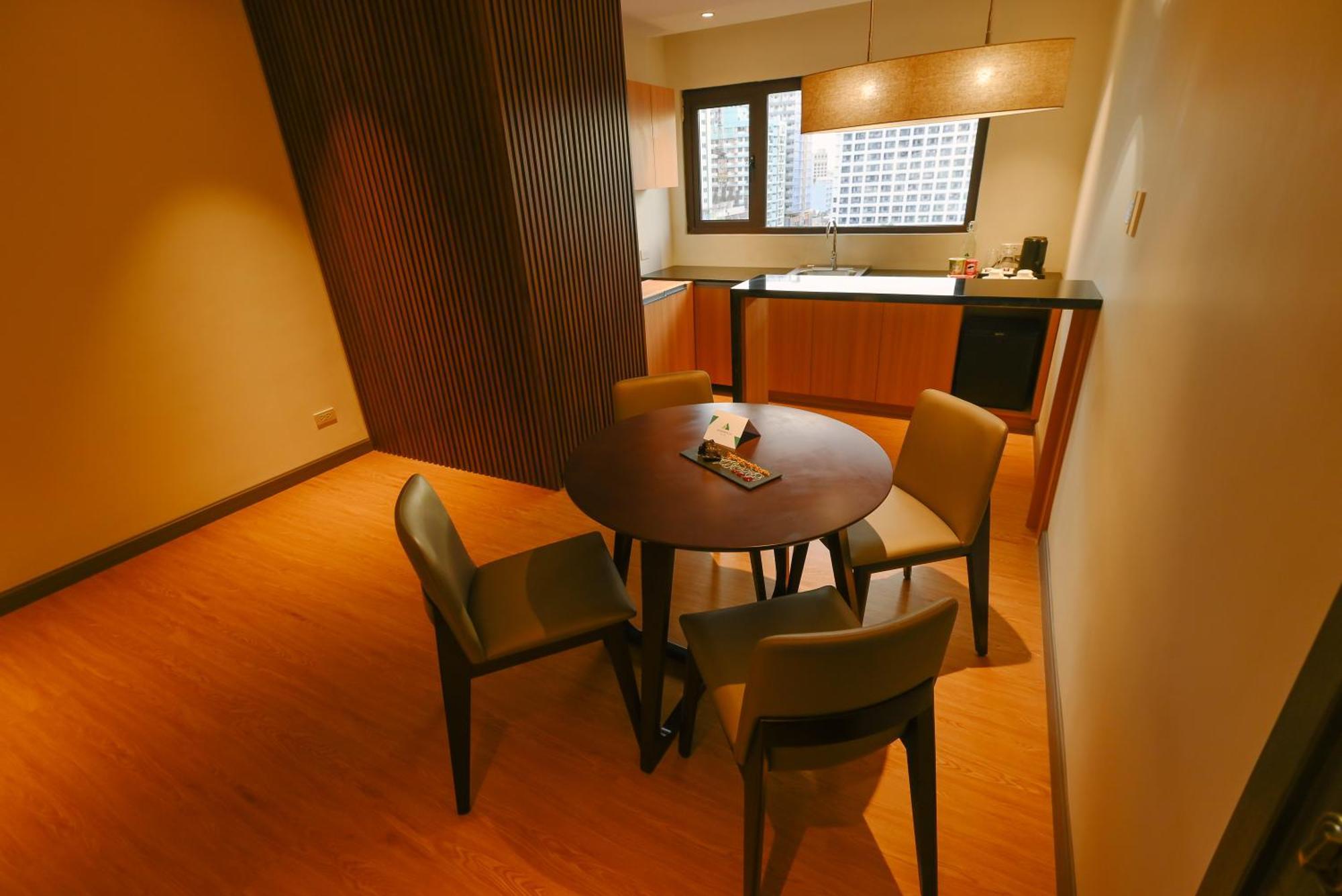 Ardenhills Suites Ciudad Quezon Exterior foto